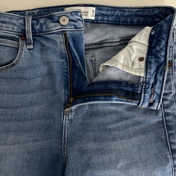 Abercrombie & Fitch Size 28 / 6L Curve Love High Rise Super Skinny Ankle Jeans - Picture 4 of 12